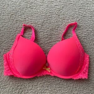 Victoria’s Secret Dream Angels Push-Up Bra